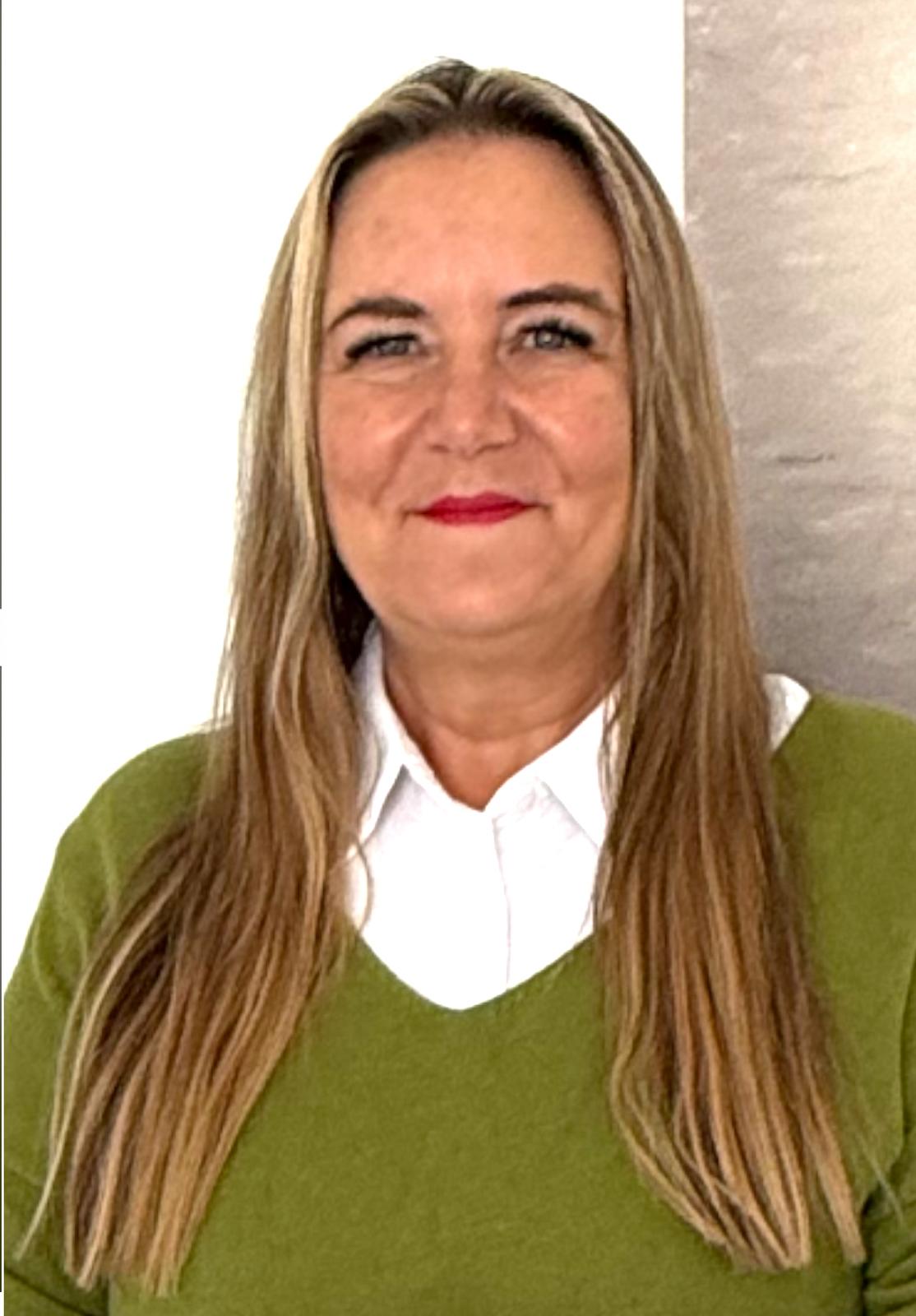 Claire Draper – Online Couples Therapist