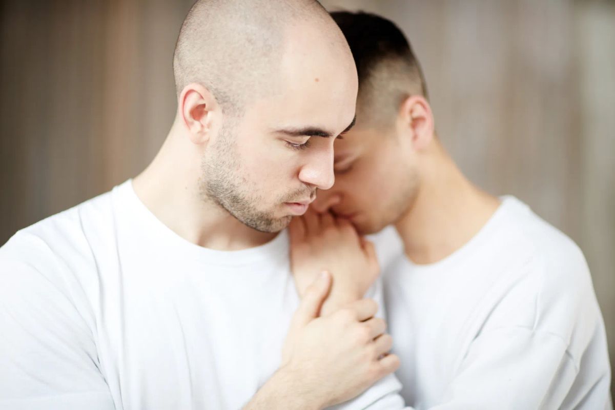 Why Relationship Anxiety Can Push Couples Apart