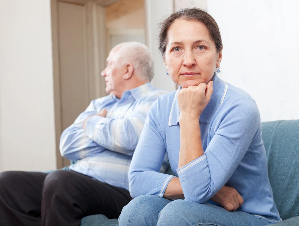 How to Rebuild Trust in a Relationship | Online Couples Counselling